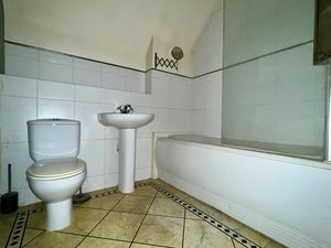 Photo 1- click for photo gallery